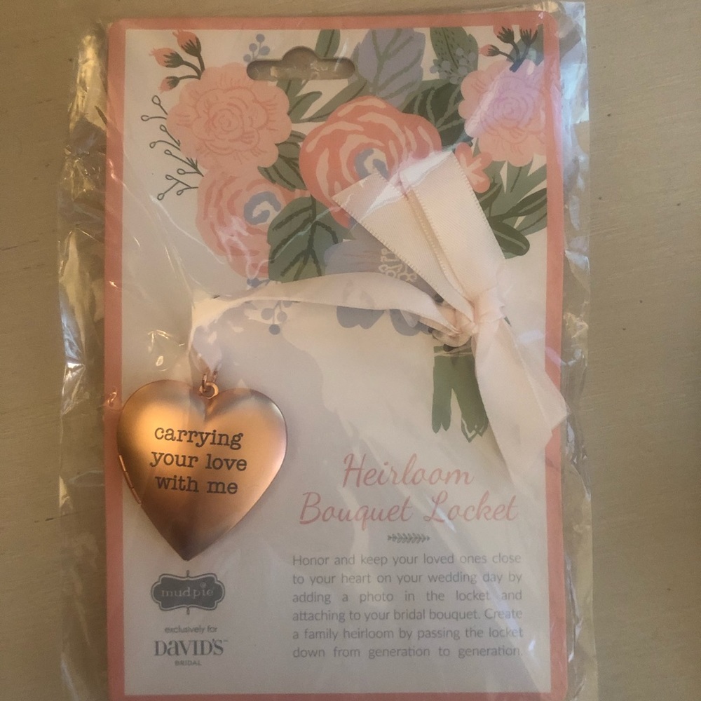 Heirloom Locket
